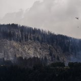 L'incendie toujours en cours à Bitsch, selon les autorités